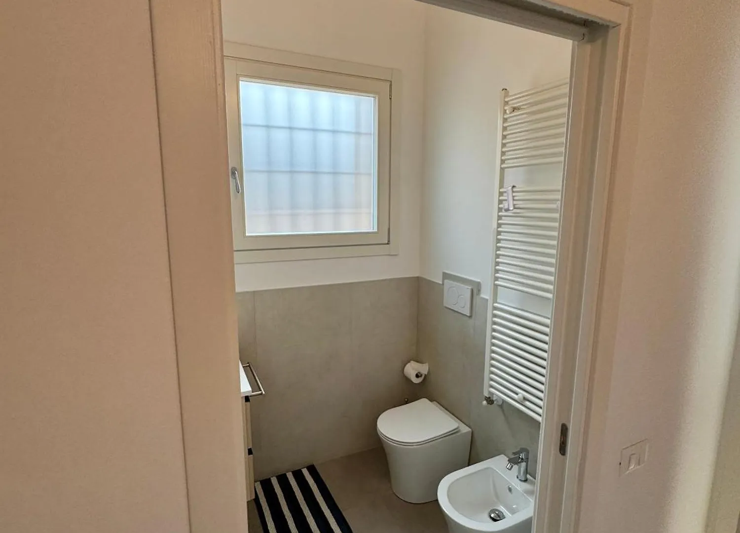 Loggia Tre Piazze Apartments ブレシア