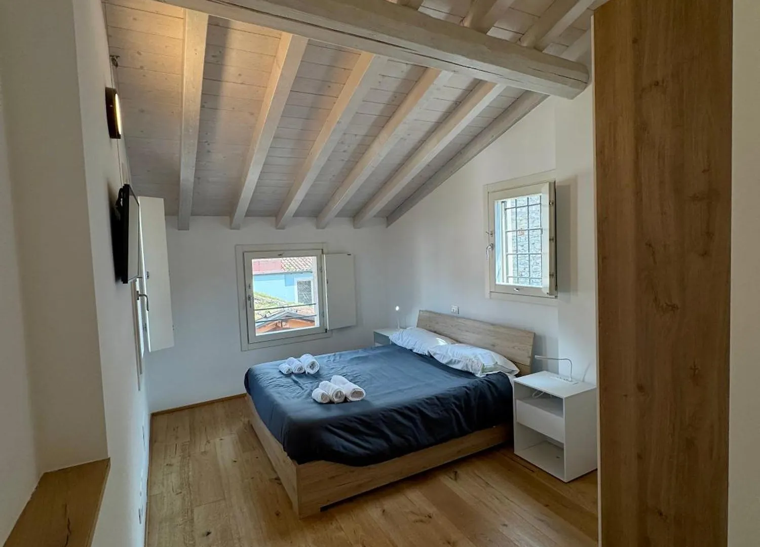 Loggia Tre Piazze Apartments ブレシア